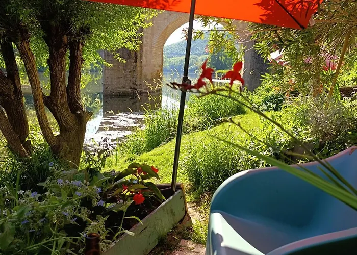 Marie Colline A La Campagne